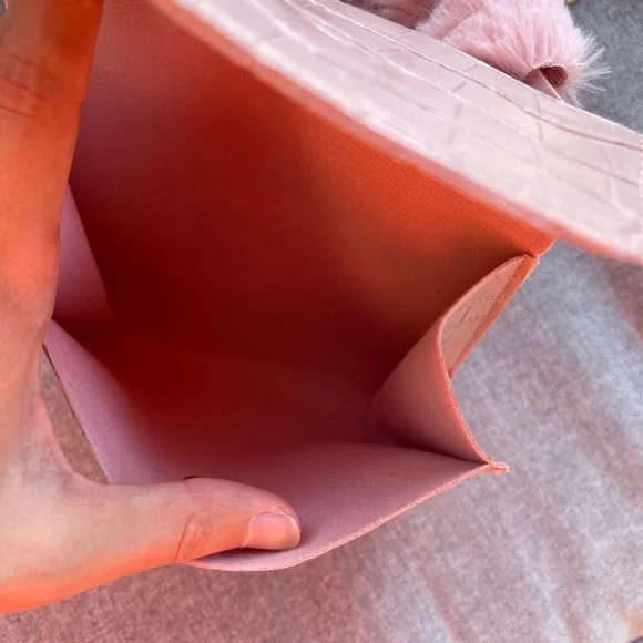 Croc Embossed Flap Satchel Bag - Picture 6 of 9